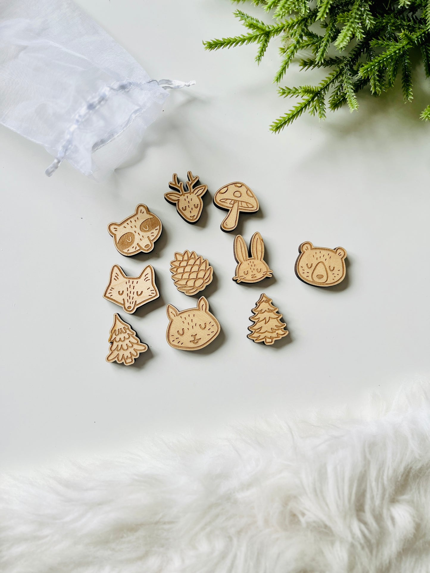 Set of 10 Wood or Clear Acrylic Woodland Animal Counters Loose Parts