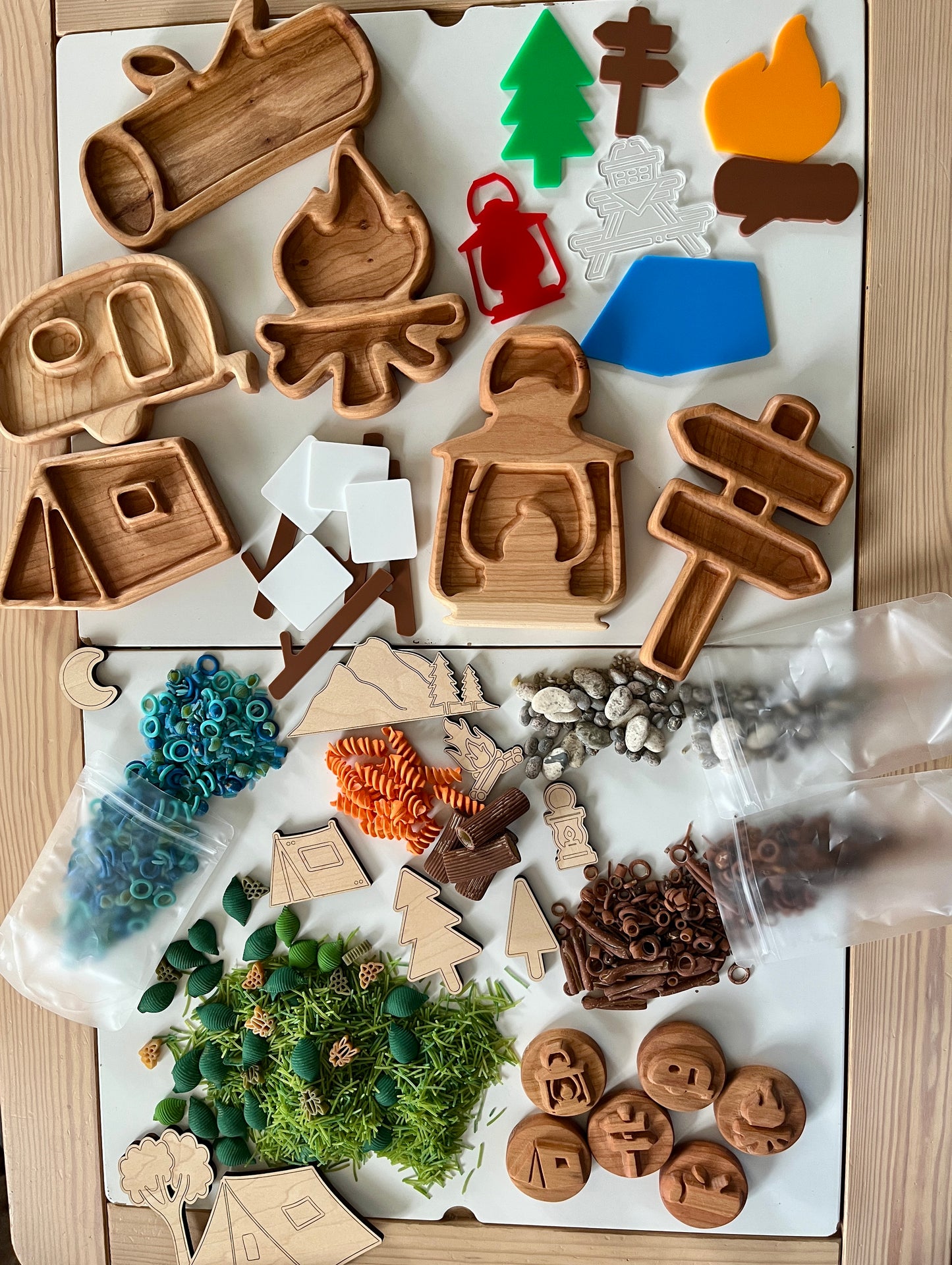 Small Camping Plates / Sensory Tray