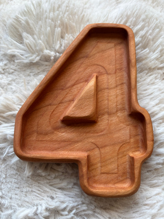 Ready to Ship, Small Number 4 Tray