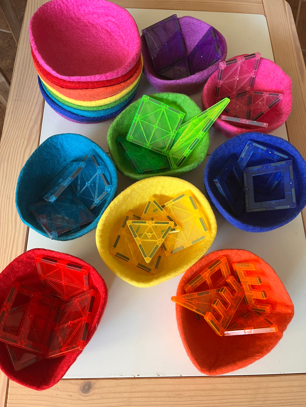 Stacking Colourful Felt Bowls and Plates — Set of 8