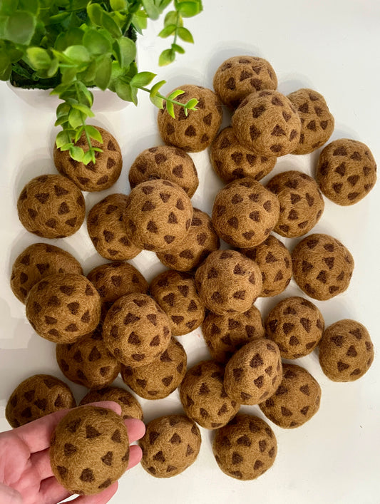 One Felt Chocolate Chip Cookie