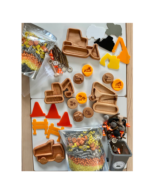 Construction Plate / Sensory Trays | Two Sizes Available