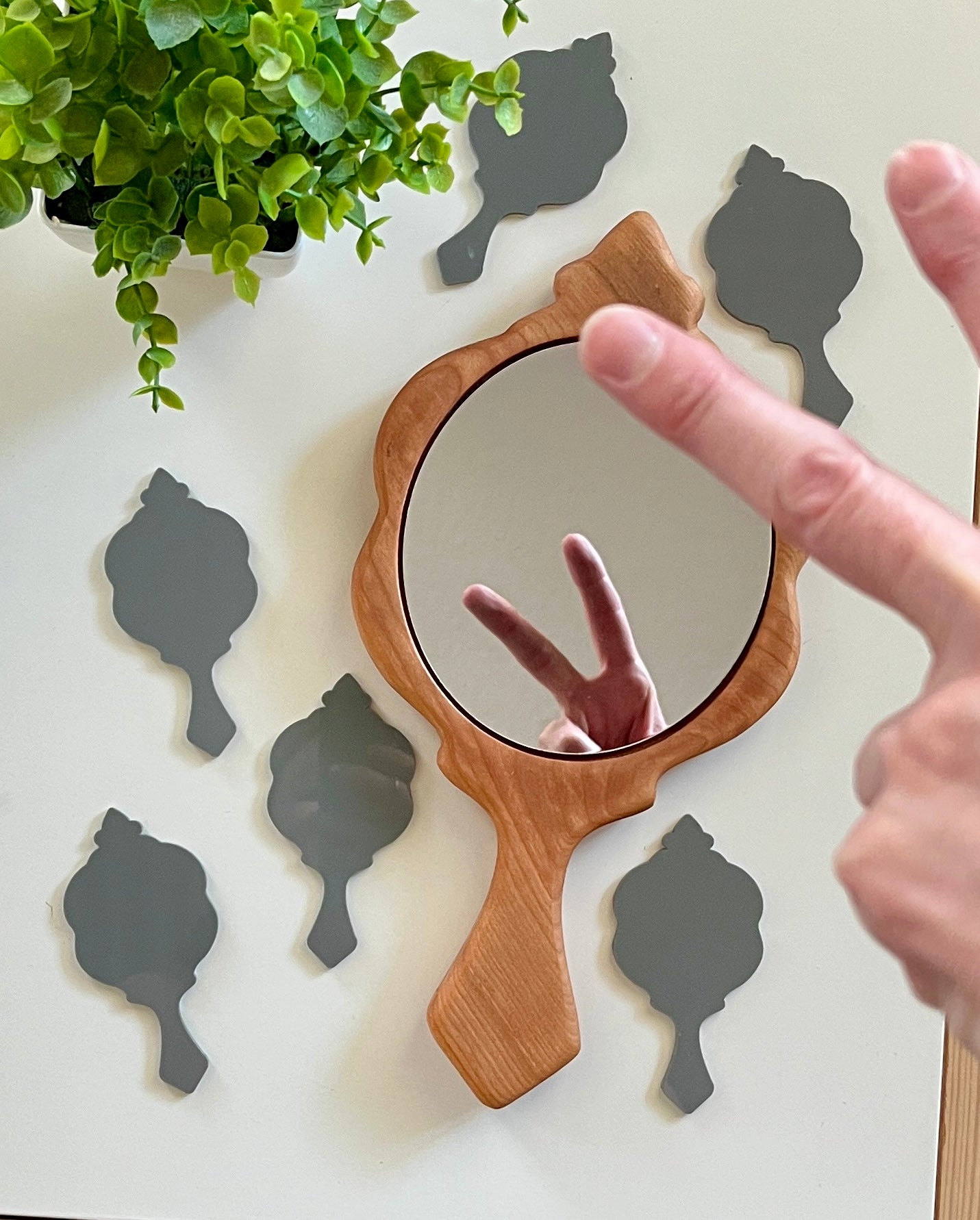 Handheld Mirror / Magic Mirror Plate / Sensory Tray