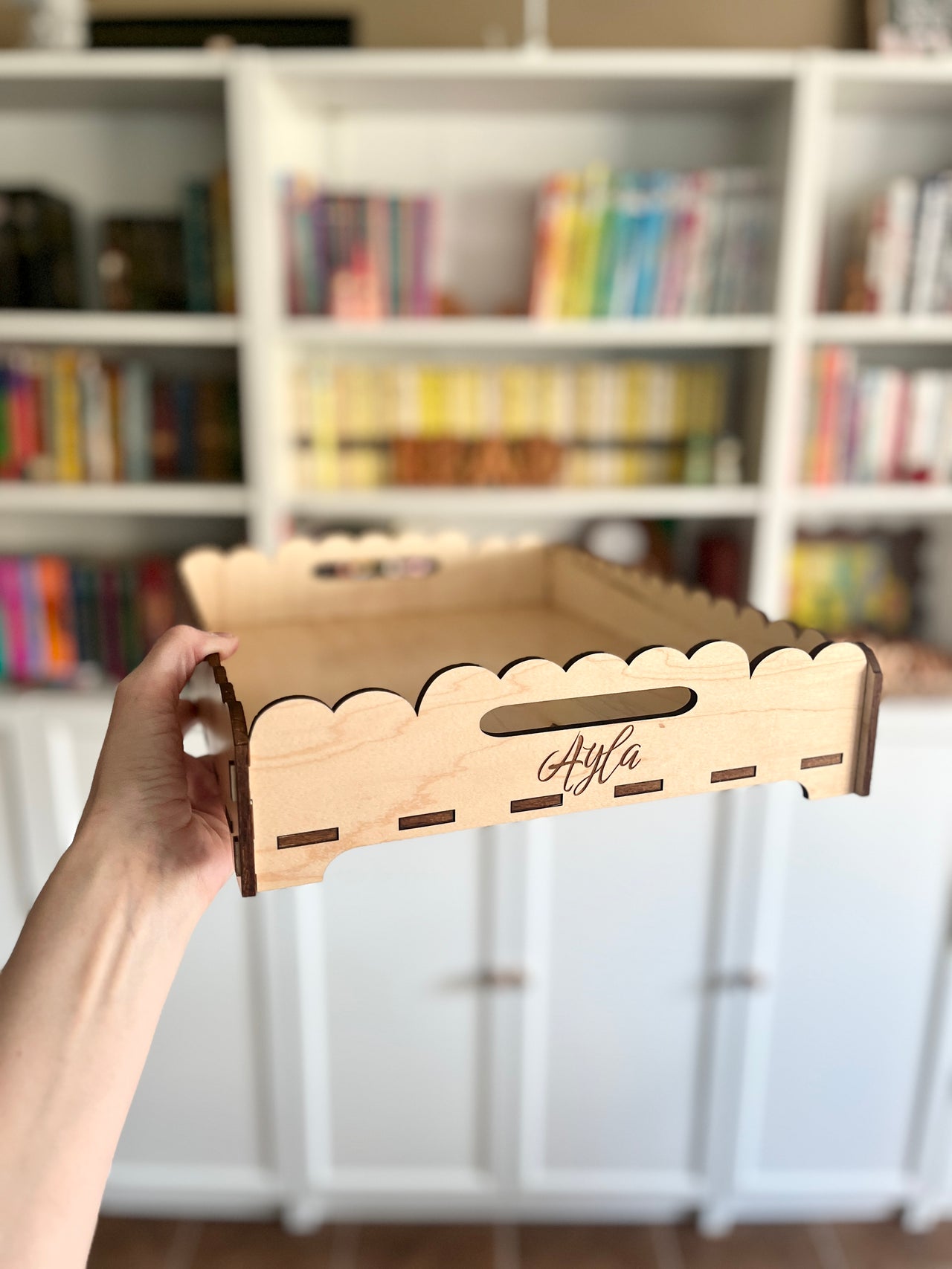 Personalized Scalloped Daily Tray