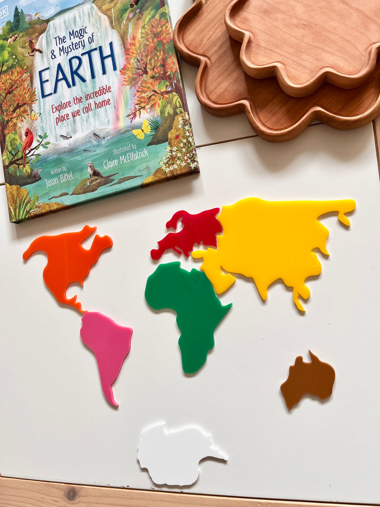 Little Dry Erasables - Continents; Montessori Colours