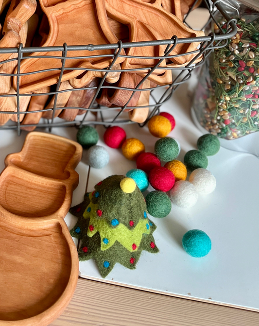 One Felt Christmas Tree Style 2