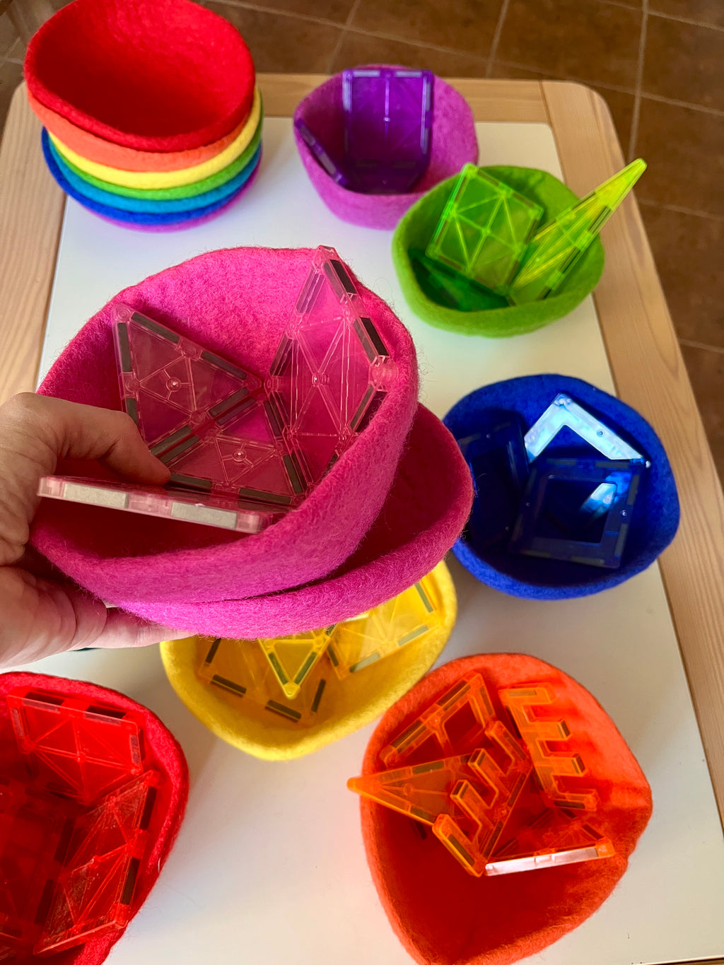 Stacking Colourful Felt Bowls and Plates — Set of 8