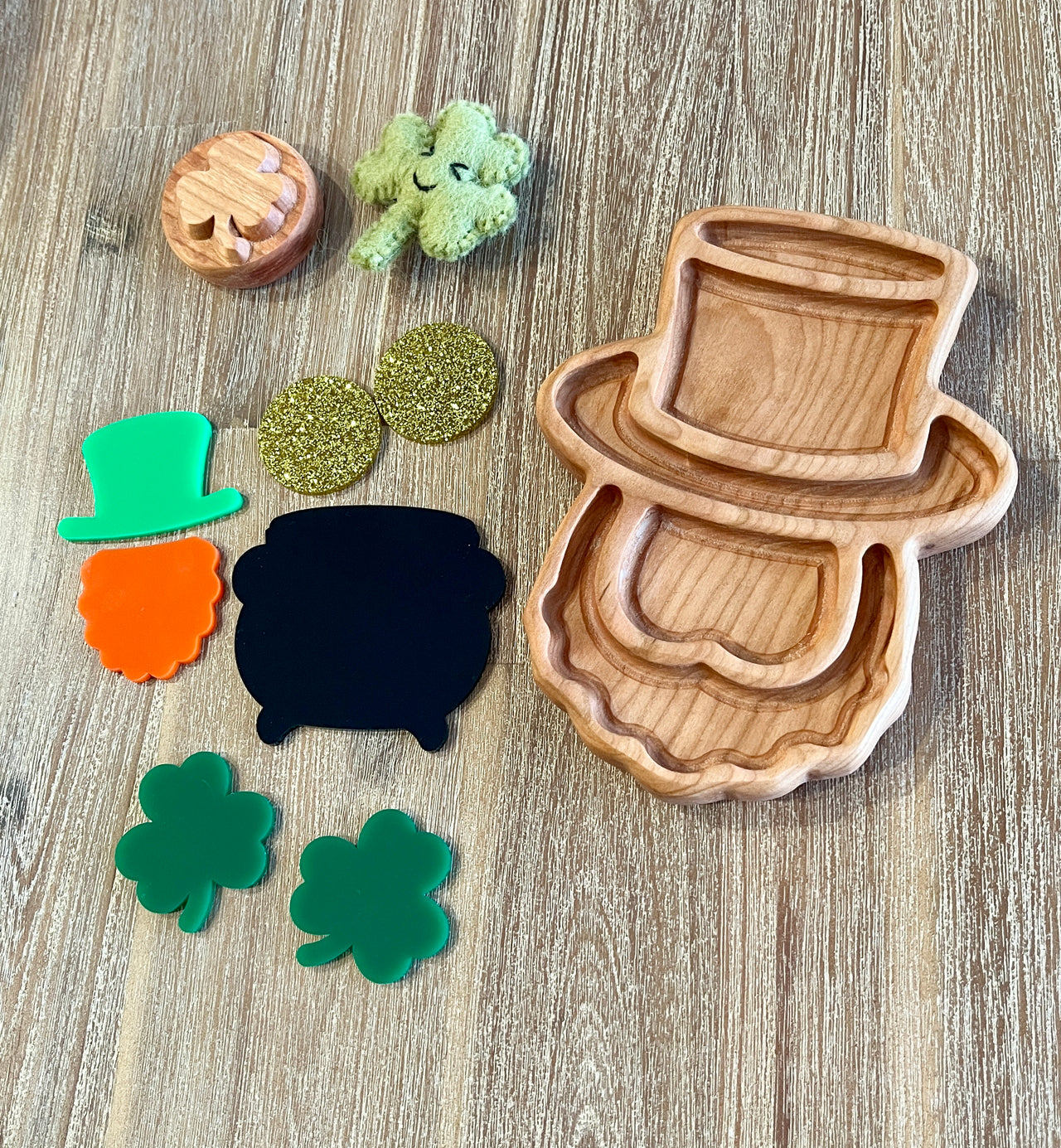 Small Leprechaun Plate / Sensory Tray