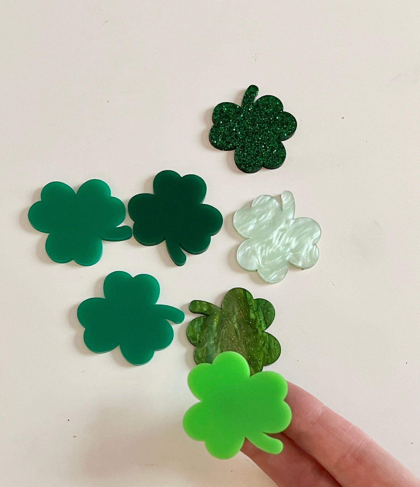 Little Dry Erasables - Small Clovers / Shamrocks