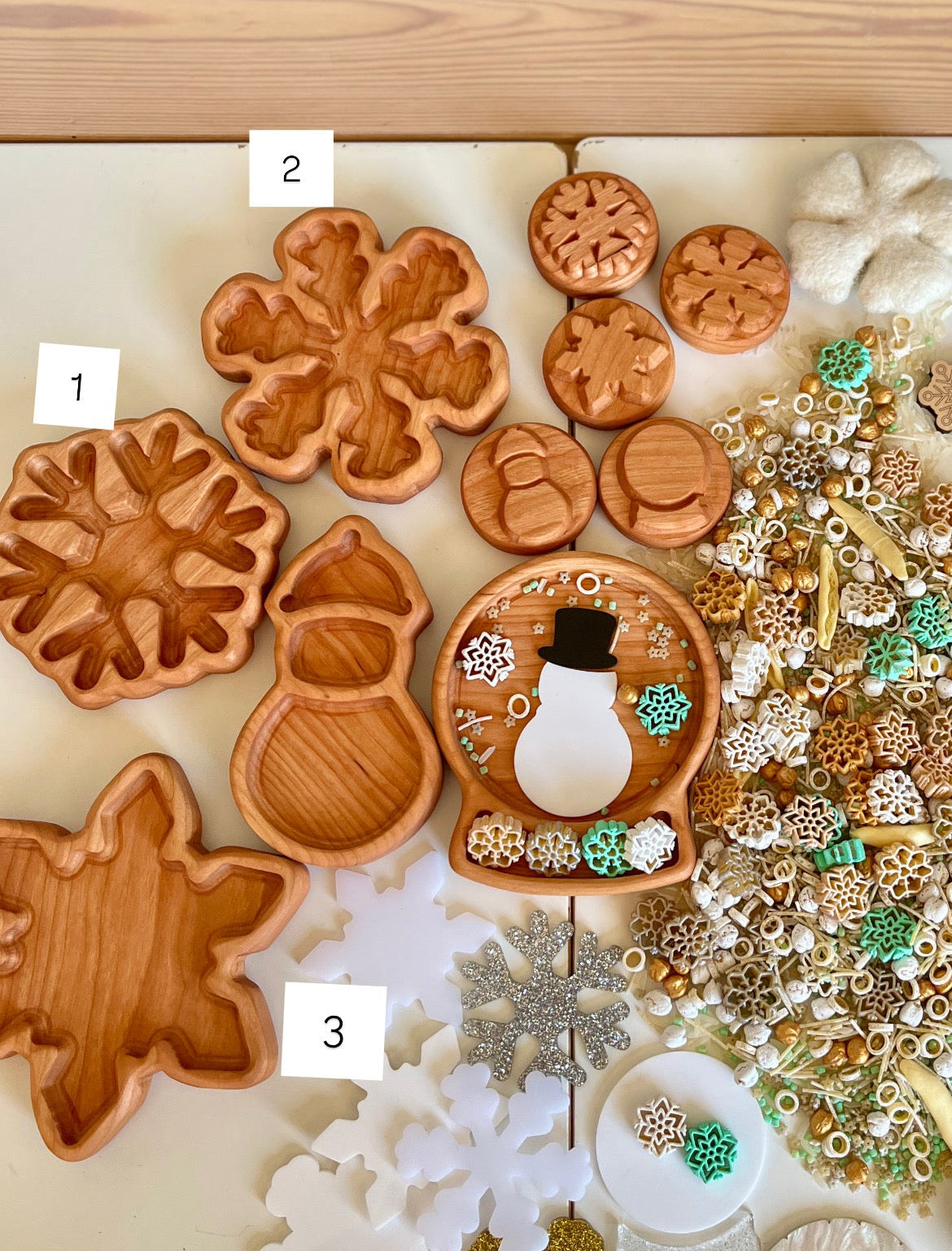 Mini Snow Trays, 3 Mini Snowflakes, Mini Snow Globe + Mini Snowman in Toque