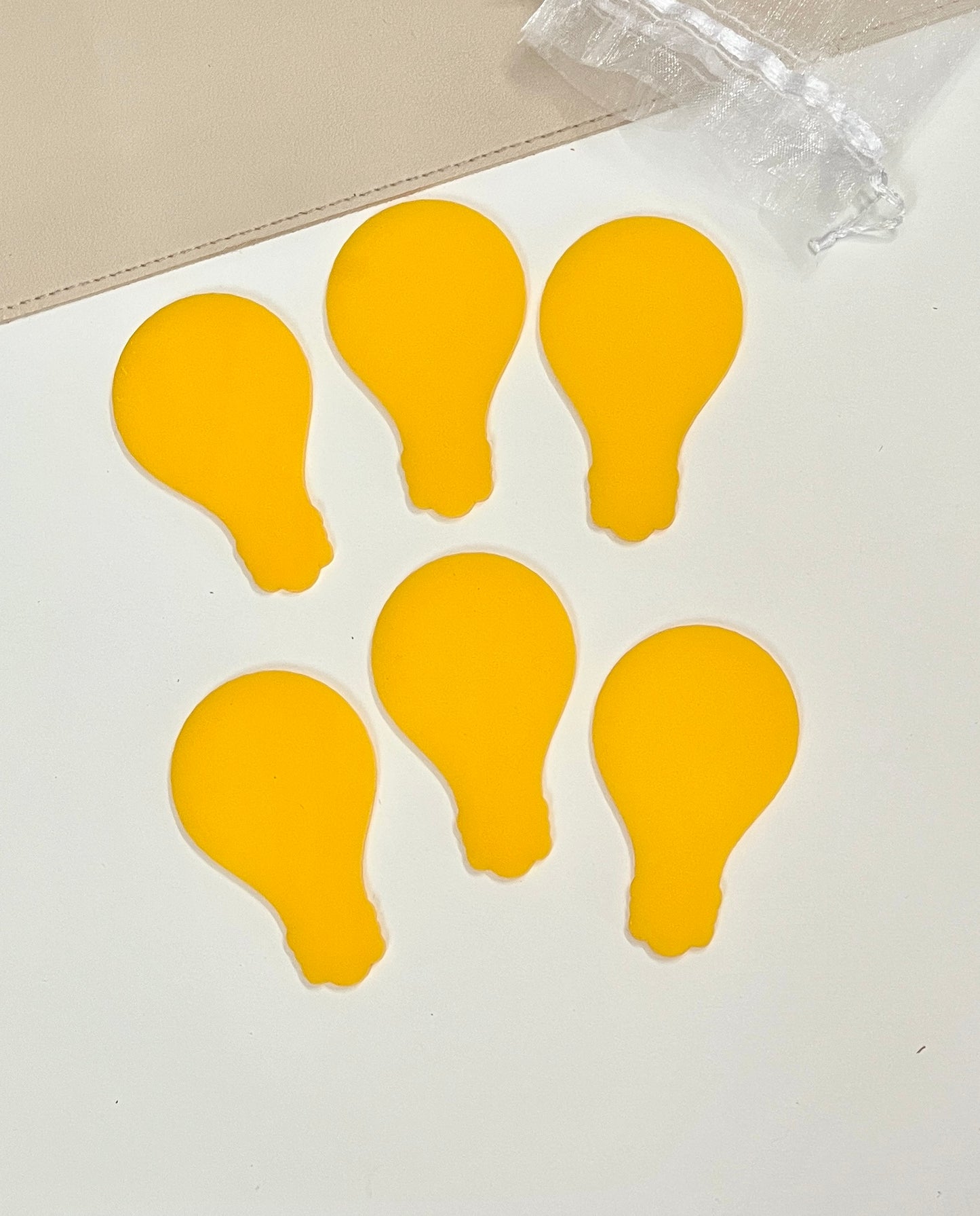 Little Dry Erasables - Yellow Lightbulbs Set of 6