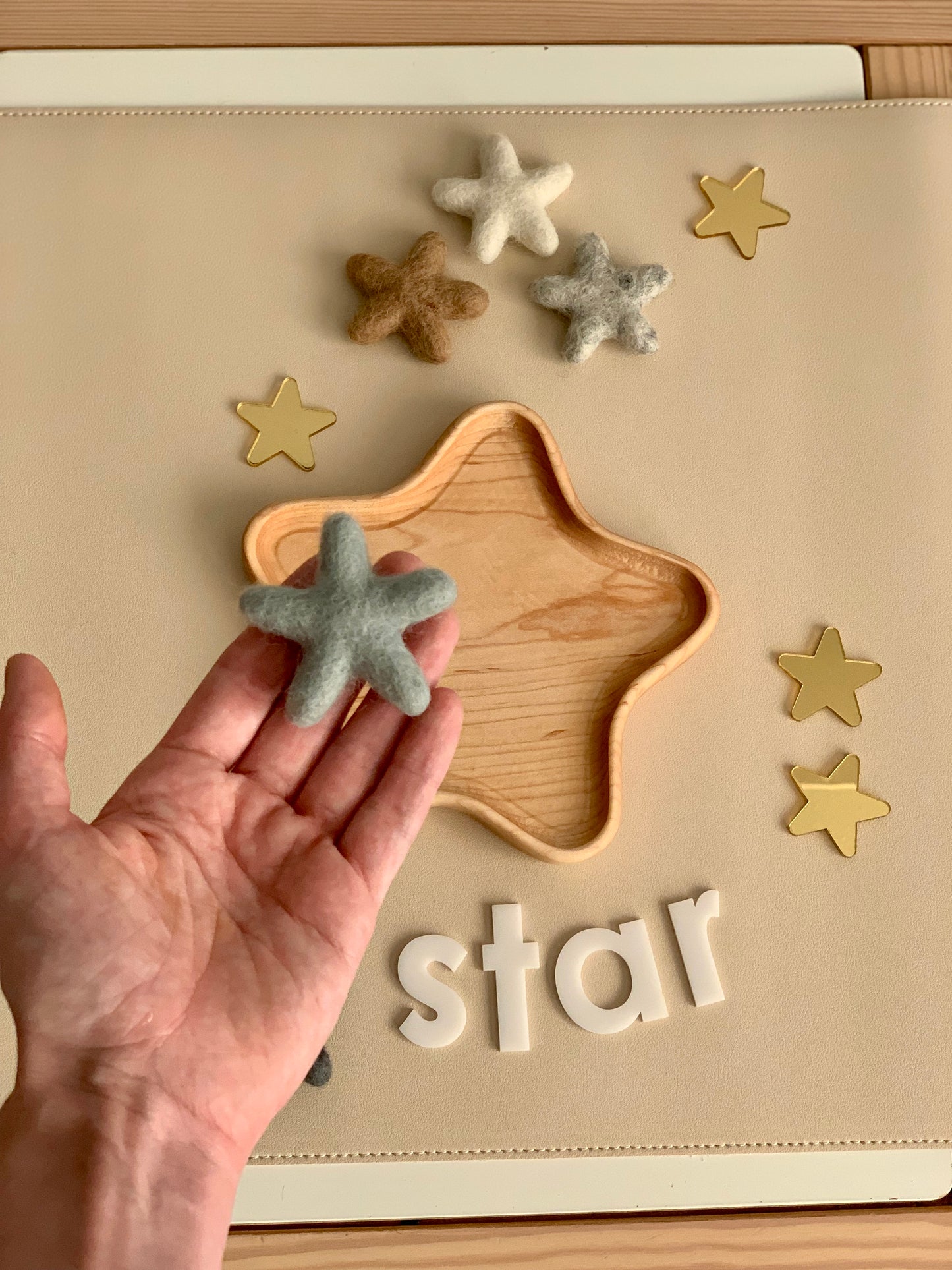 Neutral Felt Stars