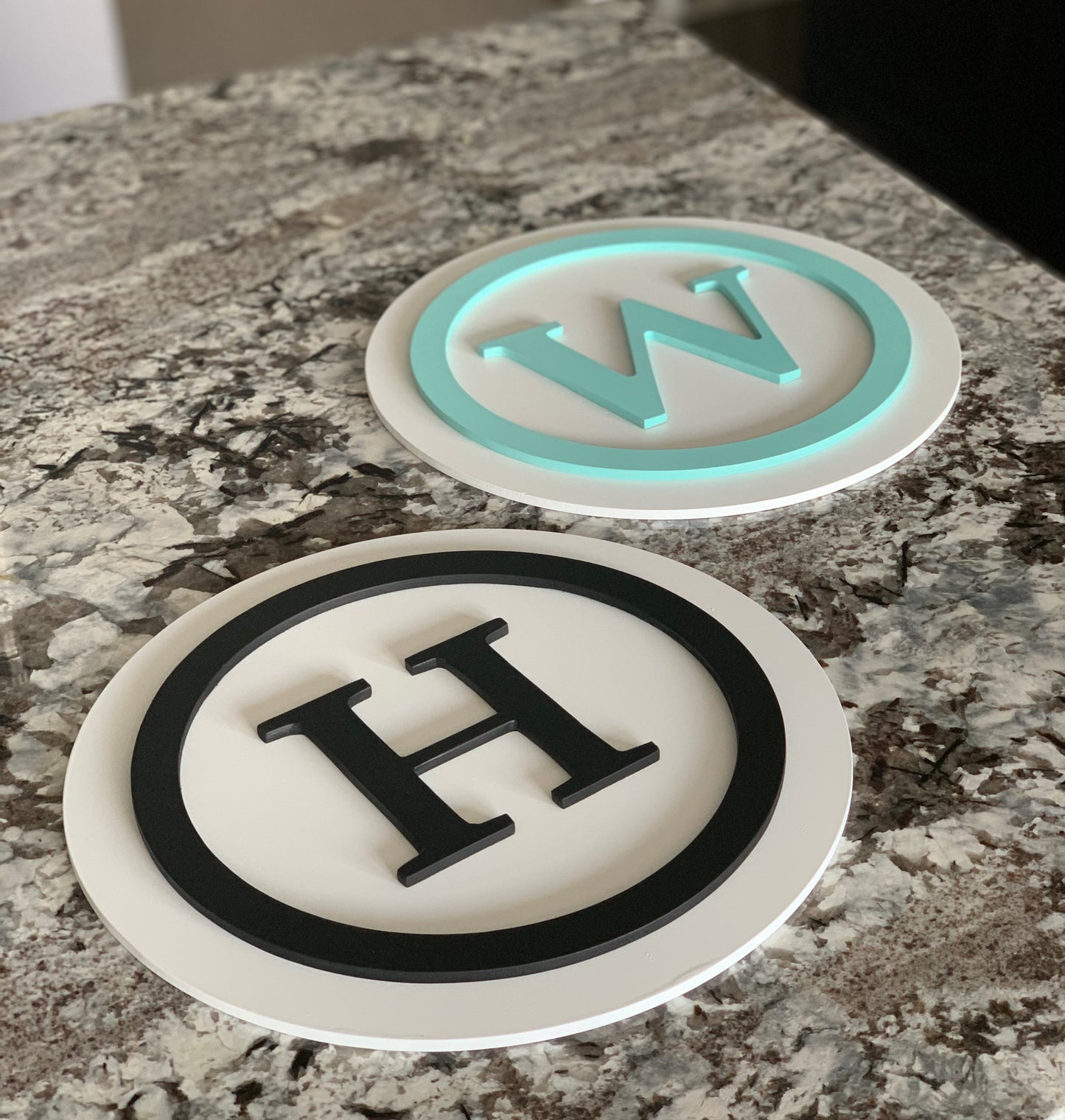 3D Monogram Round