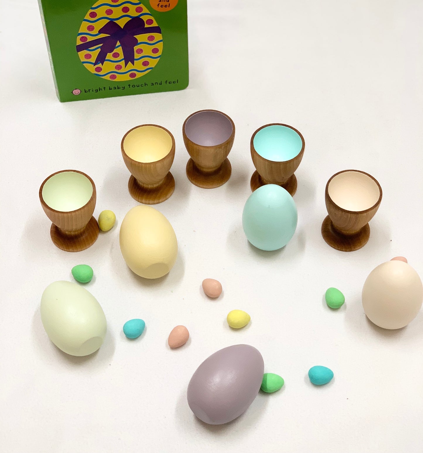 Natural Eggs & Cups