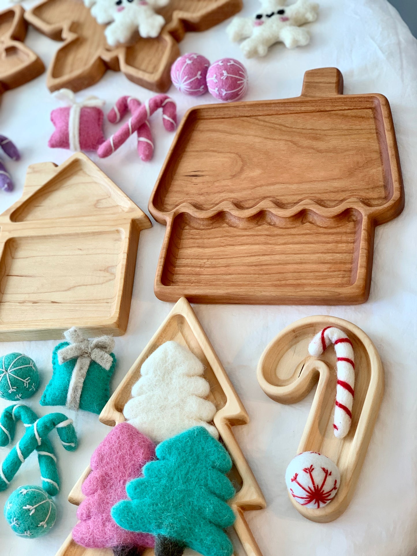 Gingerbread House Plate / Sensory Tray