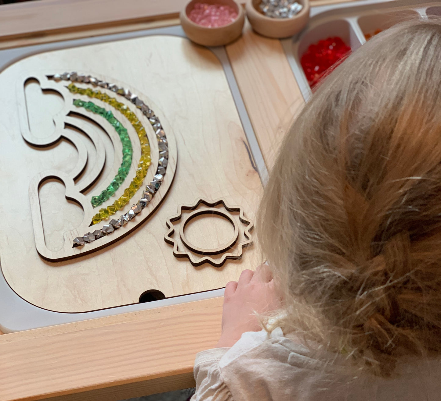 Fillable Rainbow Flisat Table Top Insert