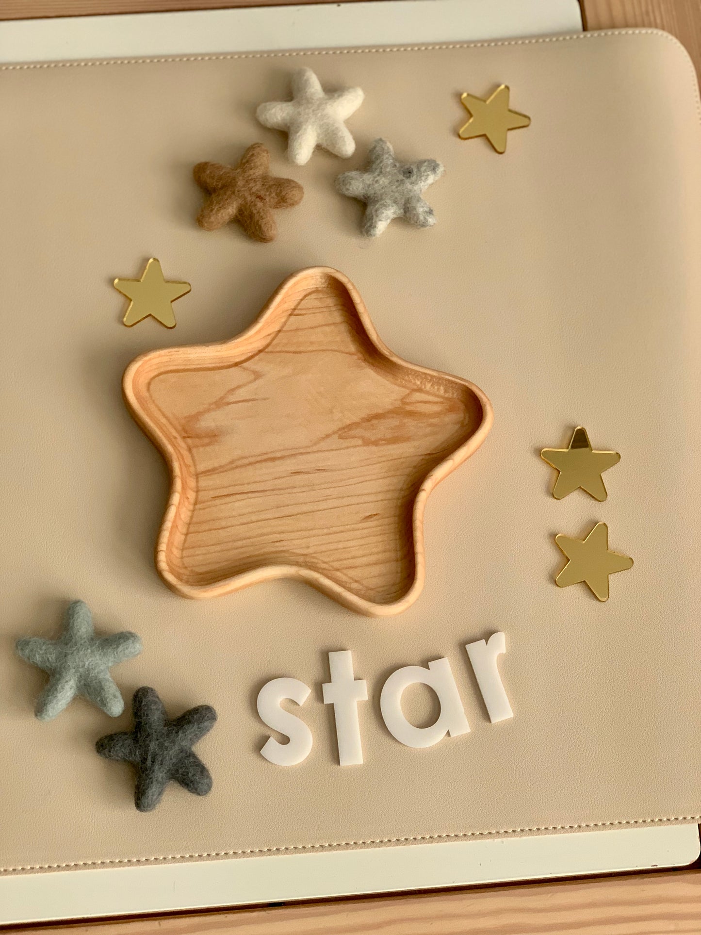 Neutral Felt Stars