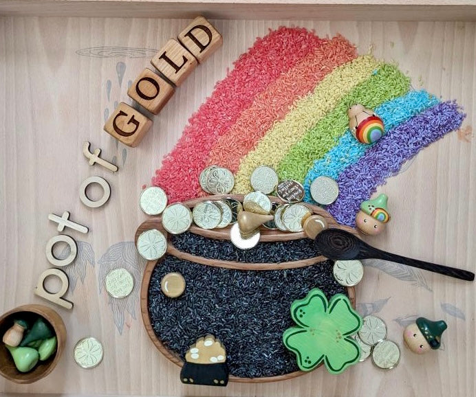 Pot of Gold Sensory Tray, Honey Pot, Cauldron Plate