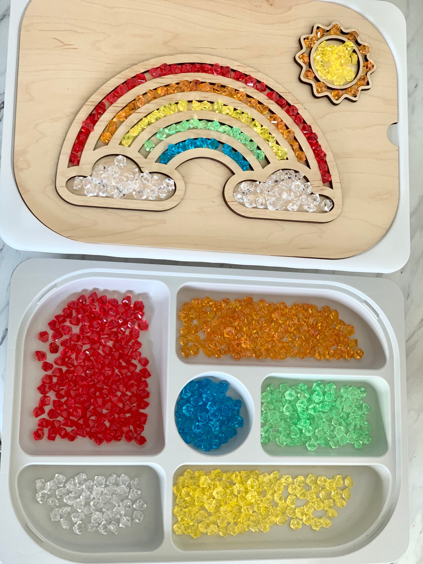 Fillable Rainbow Flisat Table Top Insert